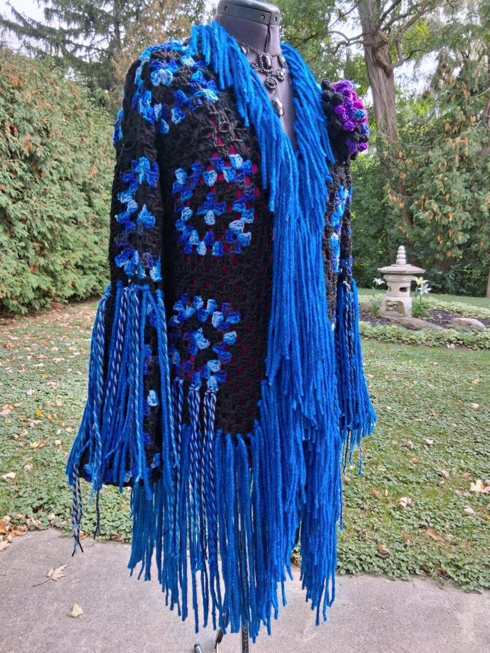 Black and Blue Fringe Granny Square Sweater Size L/XL - Picture 13 of 14